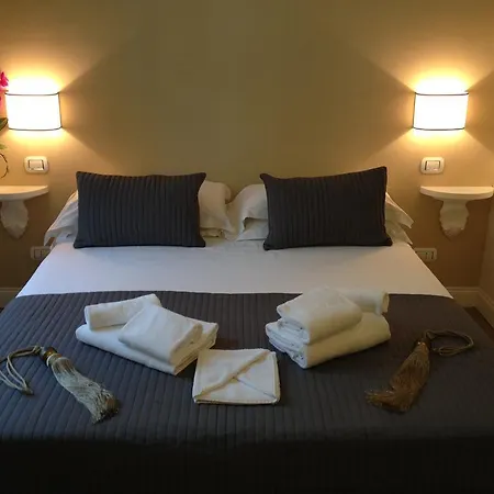 Bed & Breakfast Cavour Forum 3*