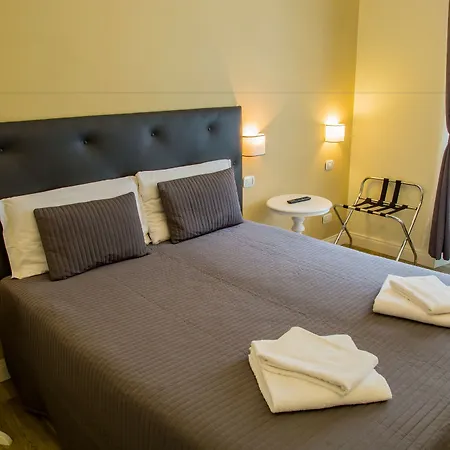 Cavour Forum Bed & Breakfast 3*