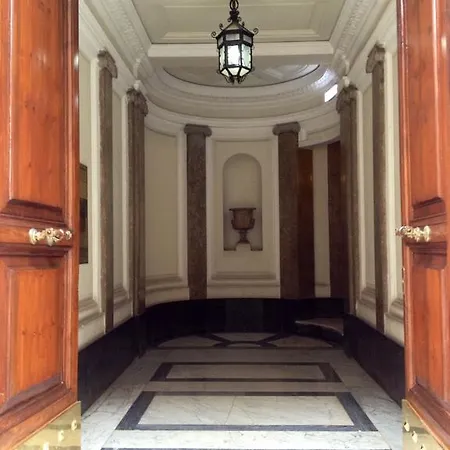 Cavour Forum Bed & Breakfast